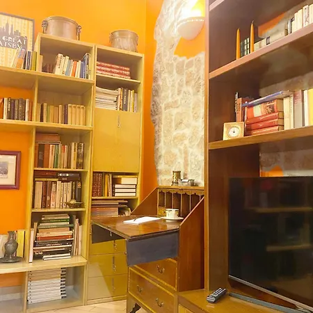 Annarella's House